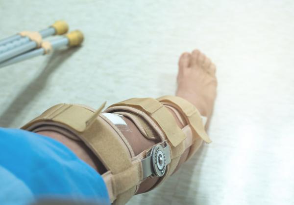 Top view of leg with knee brace